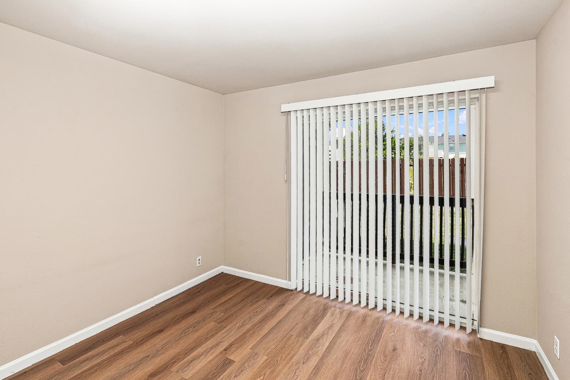 Renovated flex room that works as a bedroom or home office